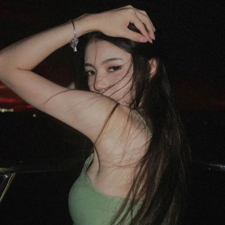 黑色蜂群